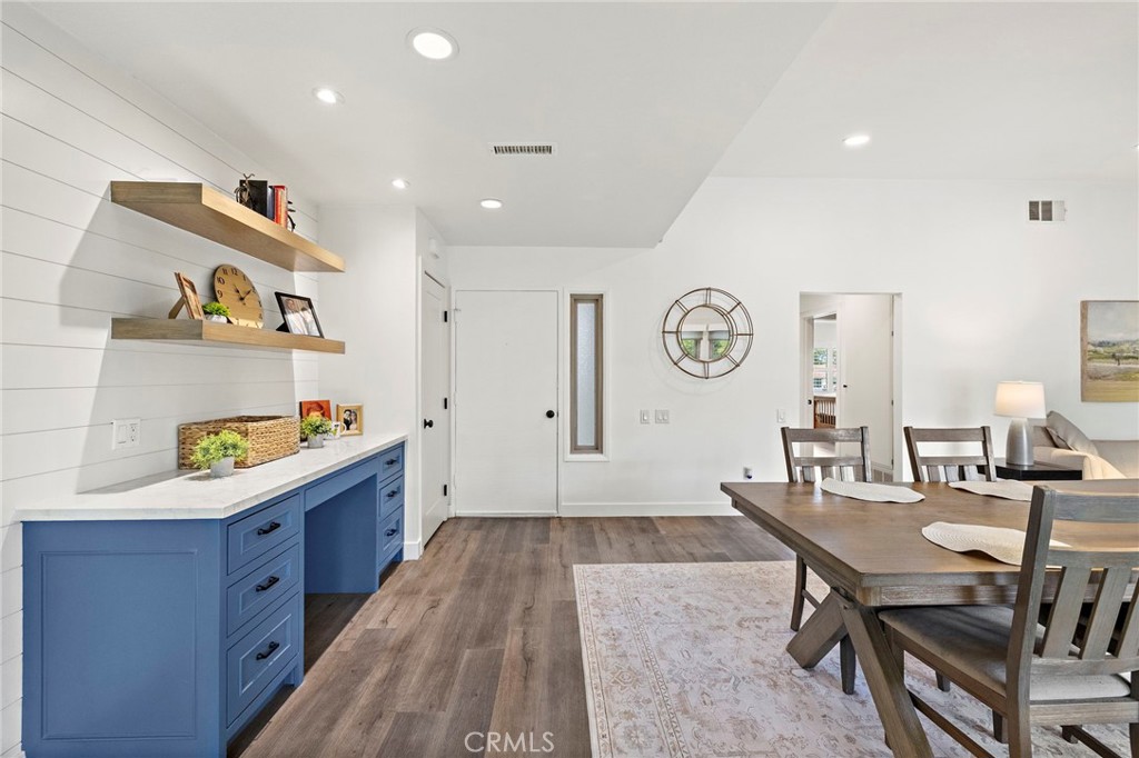 23872 Via Maragall Property Photo 5