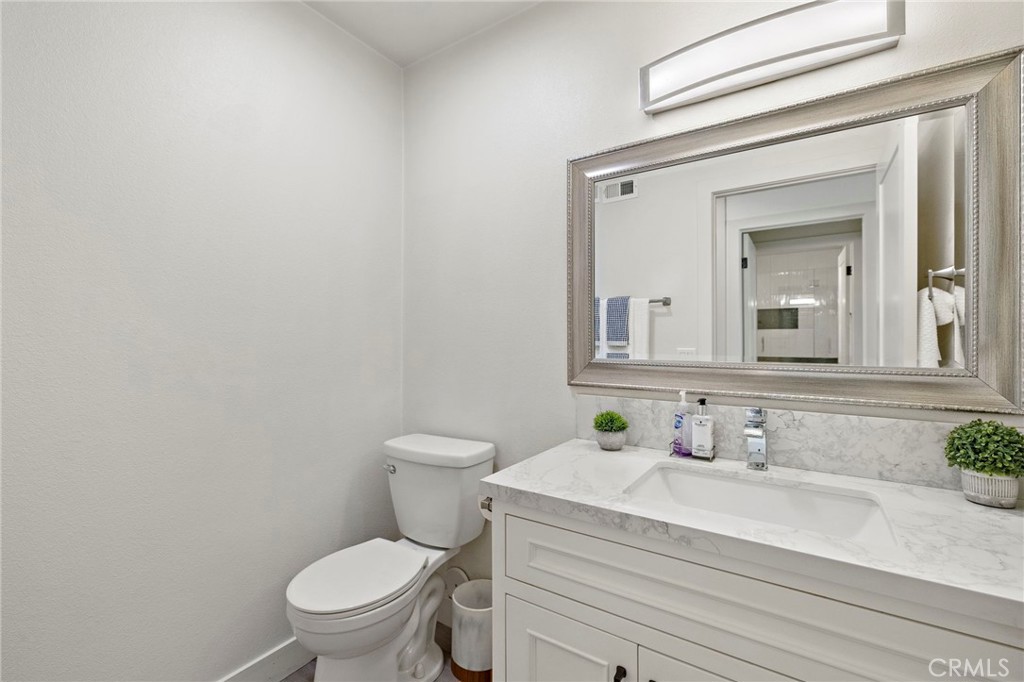 23872 Via Maragall Property Photo 15