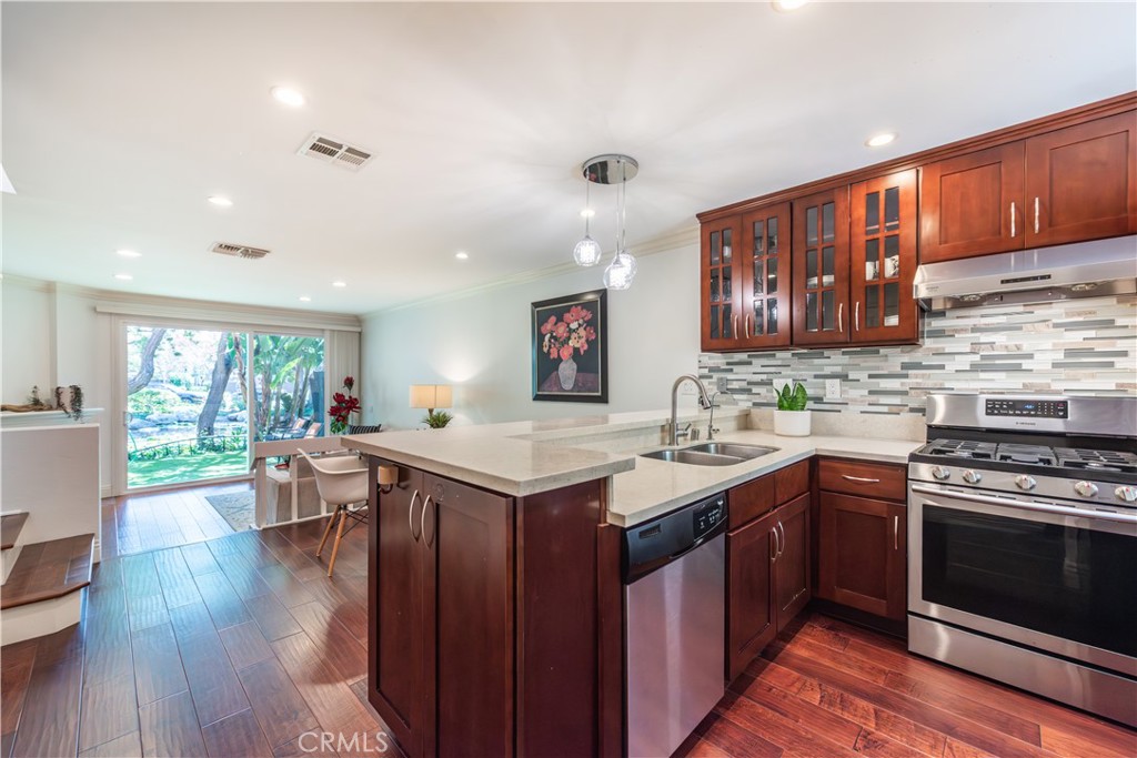 249 Pineview Property Photo 8