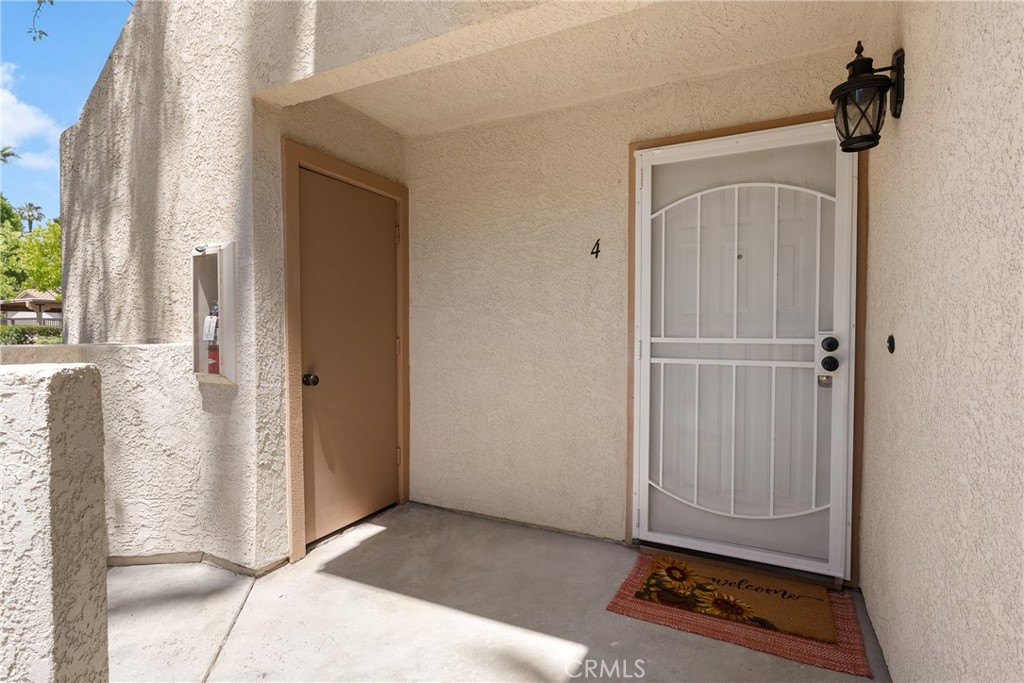 26541 Las Palmas Unit 4 Property Photo 6