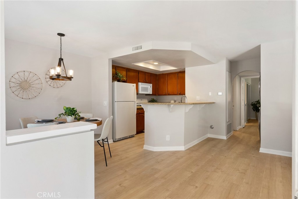 26541 Las Palmas Unit 4 Property Photo 10