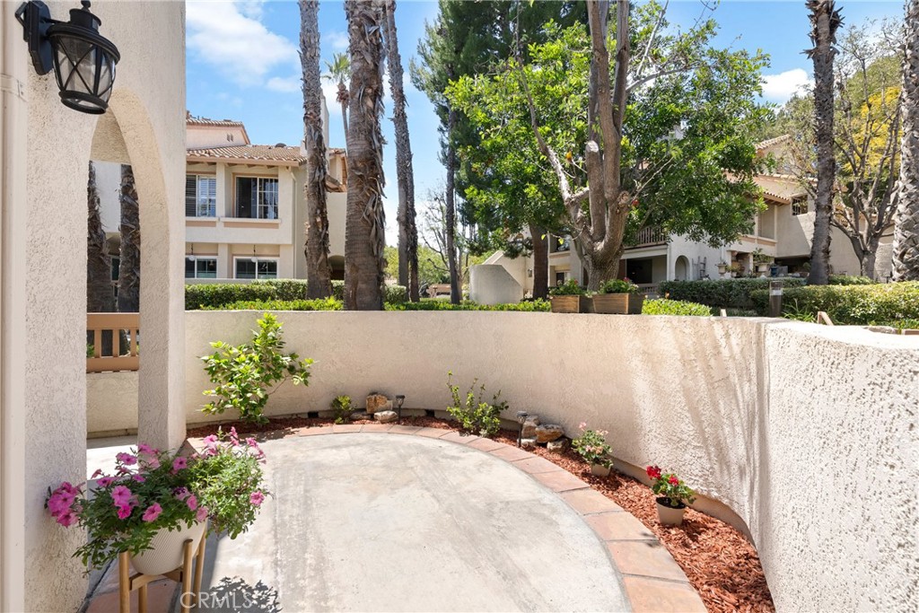 26541 Las Palmas Unit 4 Property Photo 22