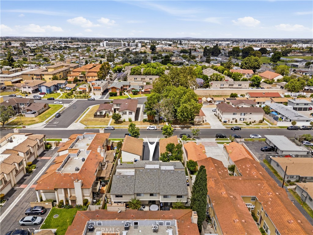 12582 Adelle Street Property Photo 4