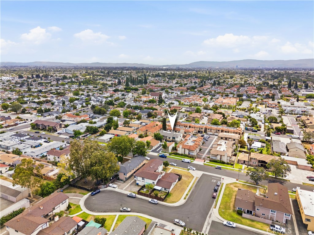 12582 Adelle Street Property Photo 7