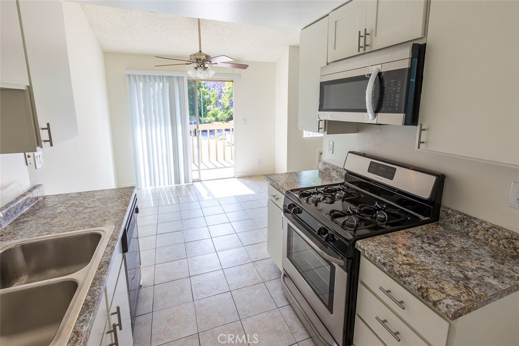 12582 Adelle Street Property Photo 27