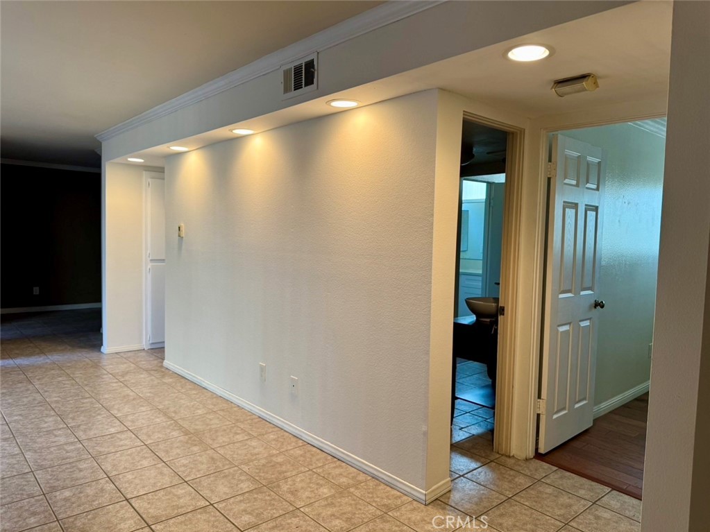 12476 Montecito Road 5 Property Photo 7