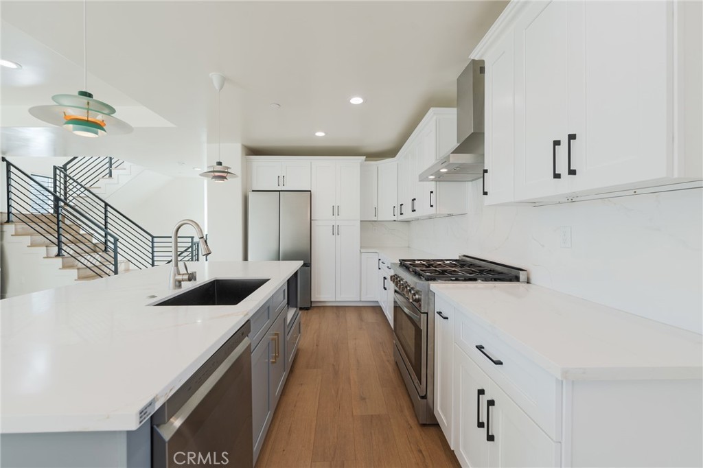 714 N Chestnut Avenue Property Photo 11