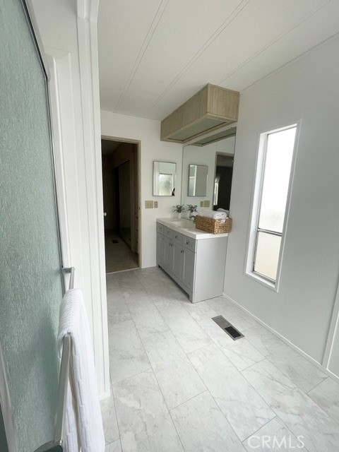 2230 Lake Park Drive 131 Property Photo 20