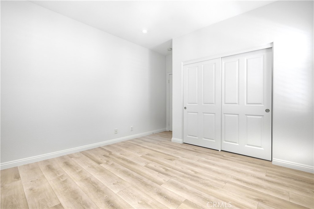 210 Mantle Property Photo 27