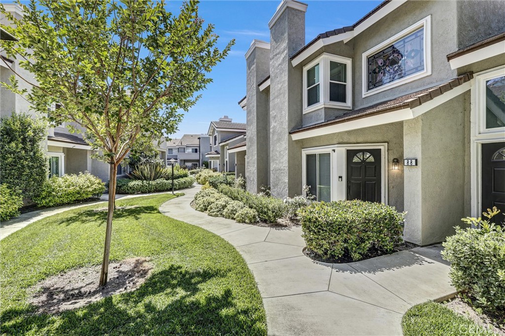 88 Greenmoor Property Photo 1
