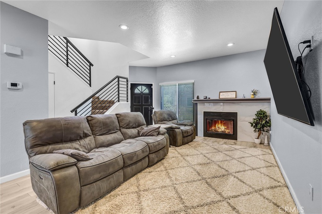 88 Greenmoor Property Photo 6