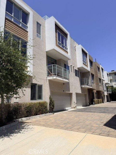 1400 N Fuller 8 Property Photo 40