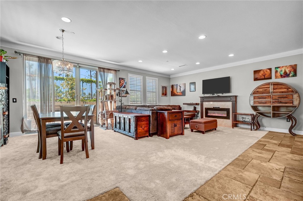 1009 El Paseo Property Photo 6