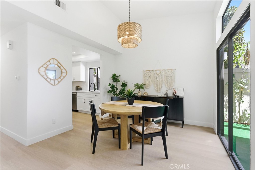 8566 Fallbrook Property Photo 10