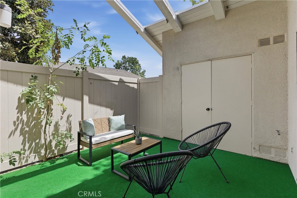 8566 Fallbrook Property Photo 11