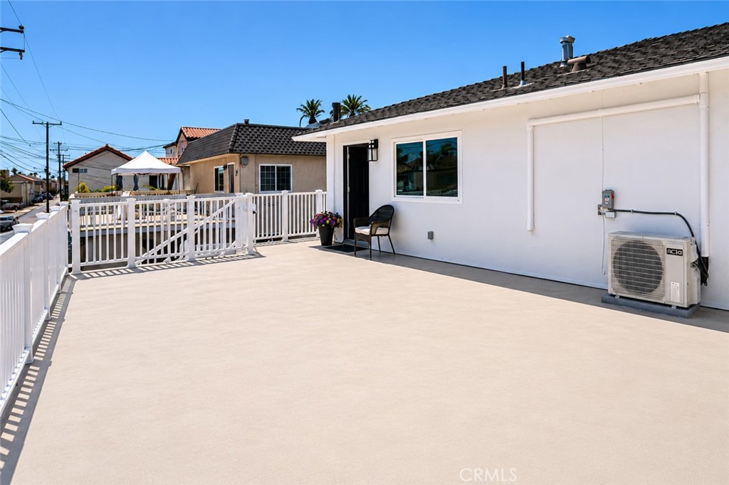 522 17th Street C Property Photo 4