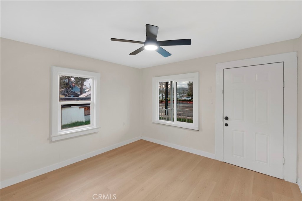659 S 7th Street Property Photo 6