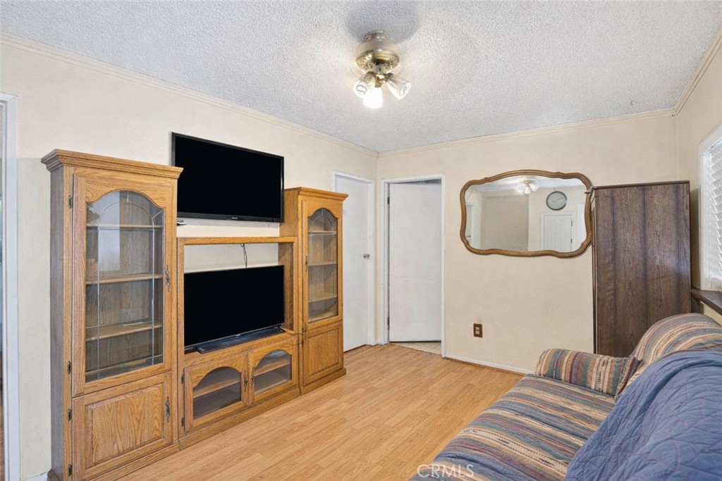 659 S 7th Street Property Photo 20
