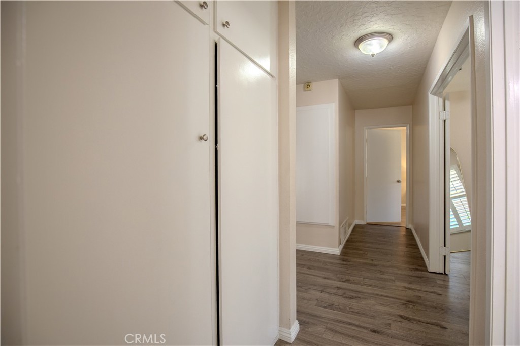2528 N Tustin D Property Photo 16