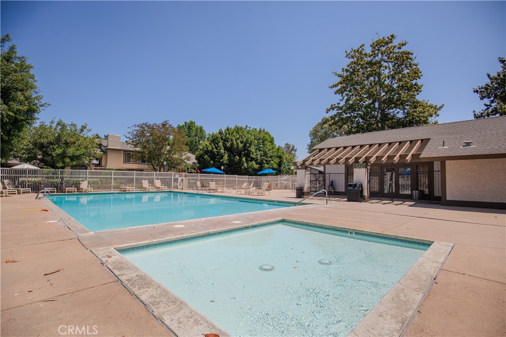 2528 N Tustin D Property Photo 41