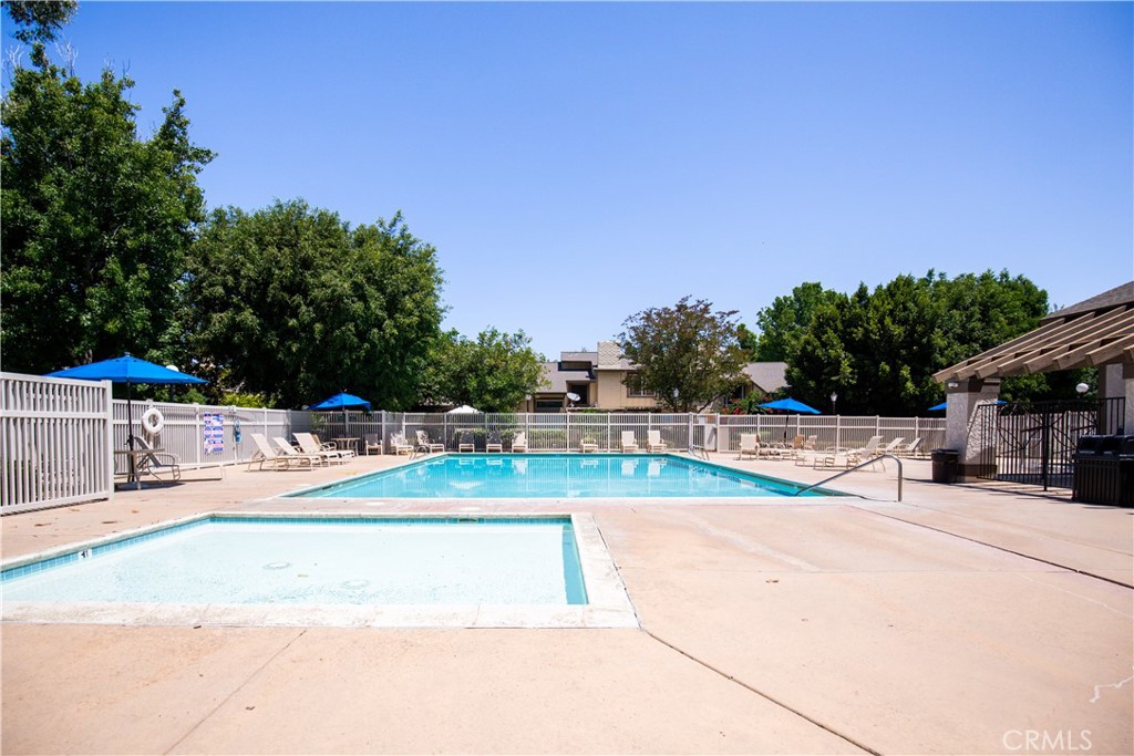 2528 N Tustin D Property Photo 45
