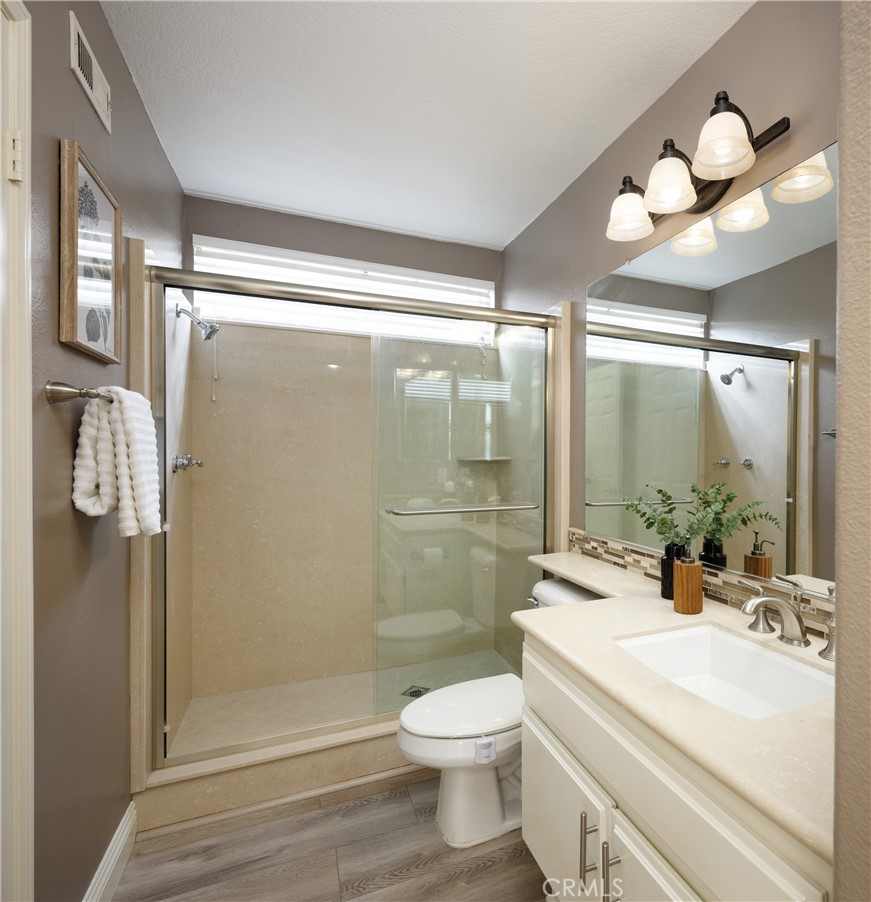 37 Sendero Property Photo 14