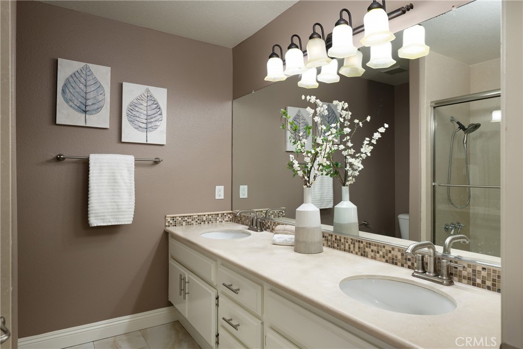 37 Sendero Property Photo 20