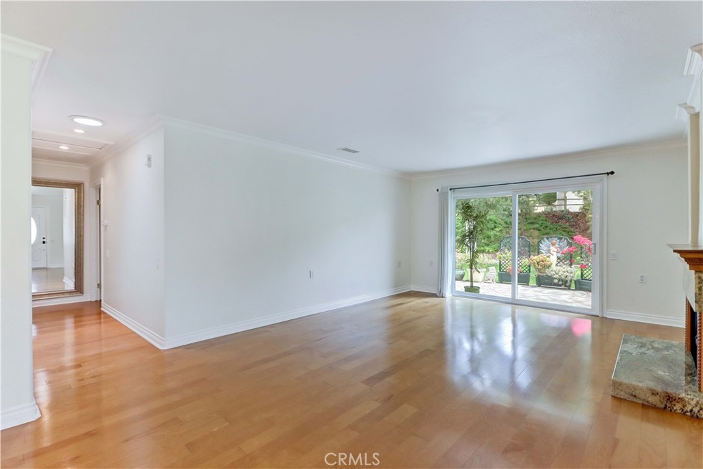 3254 San Amadeo C Property Photo 7