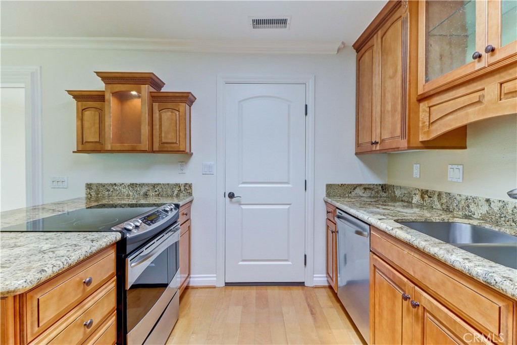 3254 San Amadeo C Property Photo 15