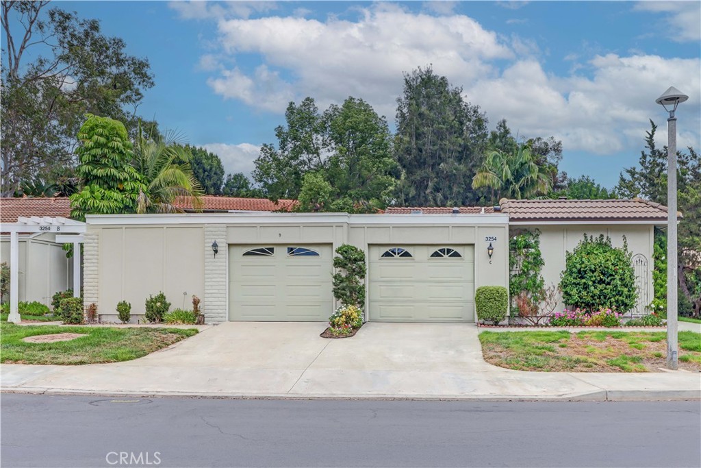 3254 San Amadeo C Property Photo 43