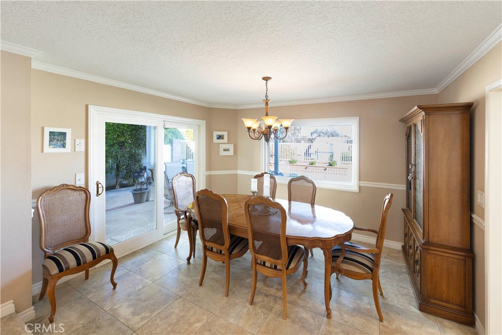 30932 Colonial Place Property Photo 10