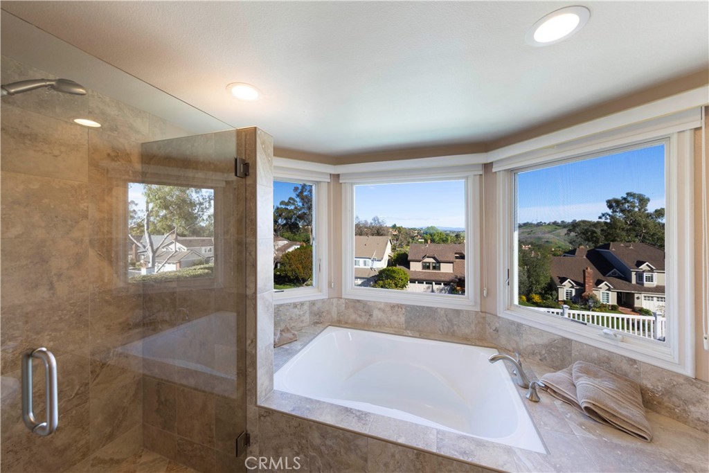 30932 Colonial Place Property Photo 17