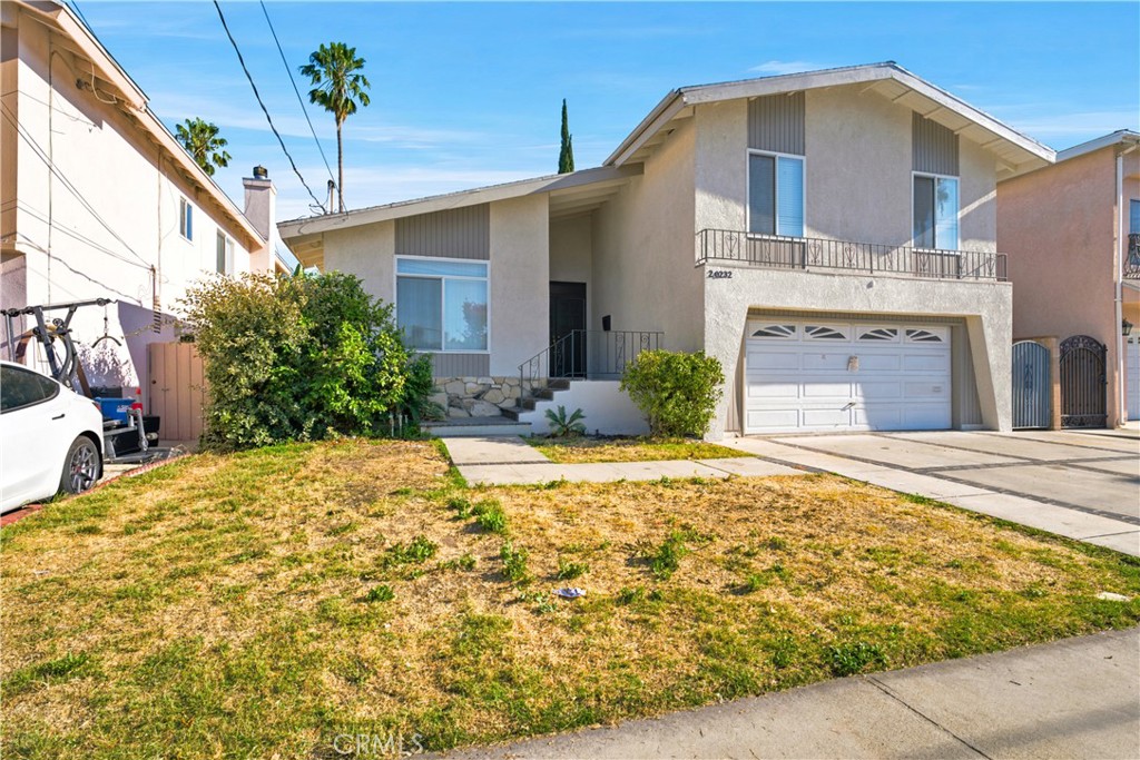 20232 Gifford Street Property Photo 3