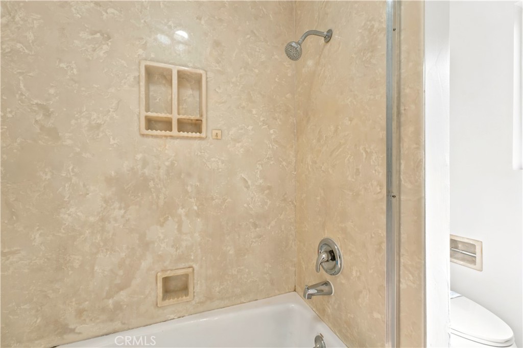 20232 Gifford Street Property Photo 26