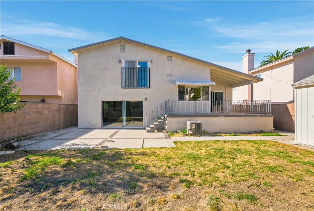 20232 Gifford Street Property Photo 39