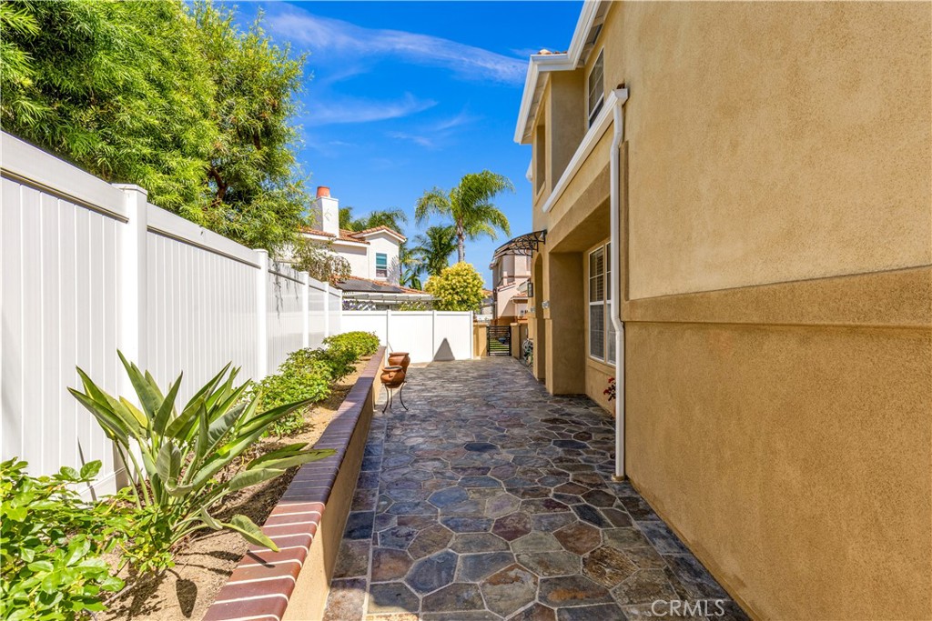 28040 Via De Costa Property Photo 32