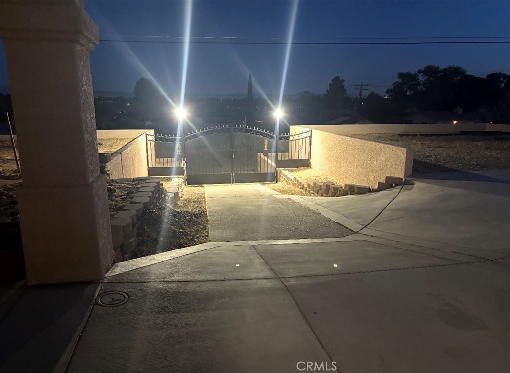16192 Molino Property Photo 5