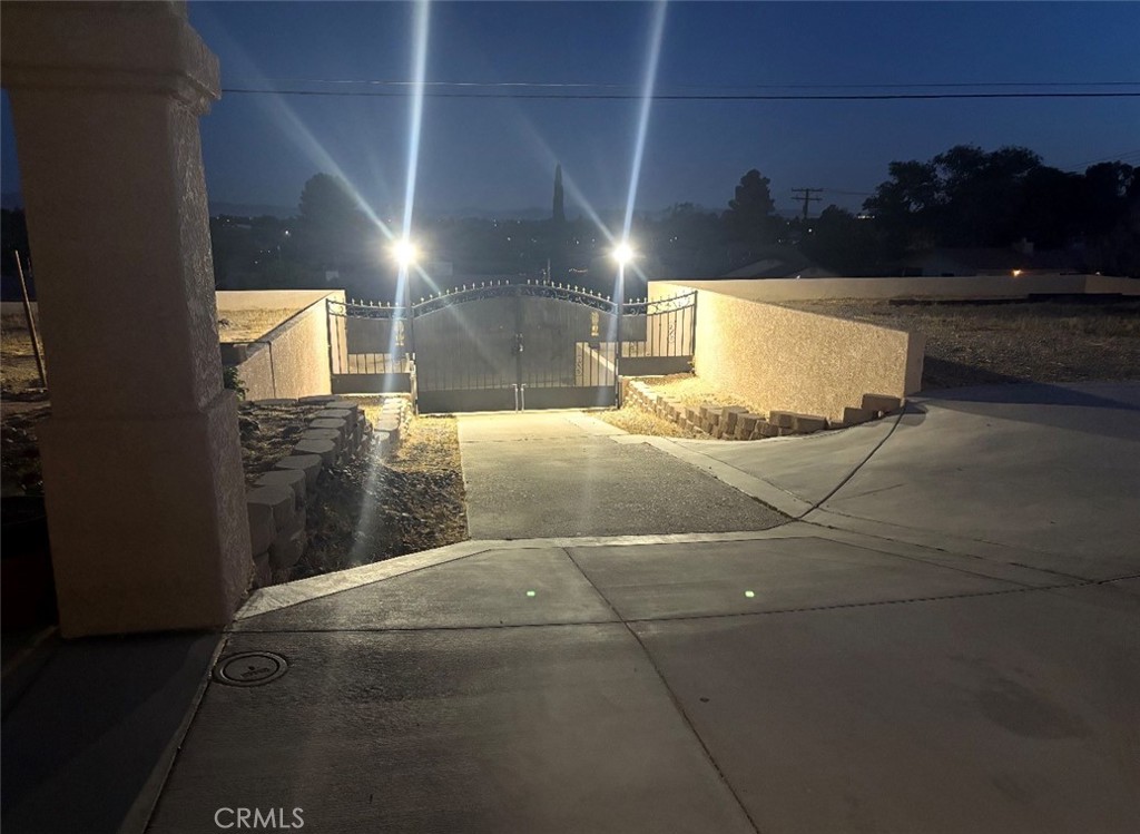 16192 Molino Property Photo 9