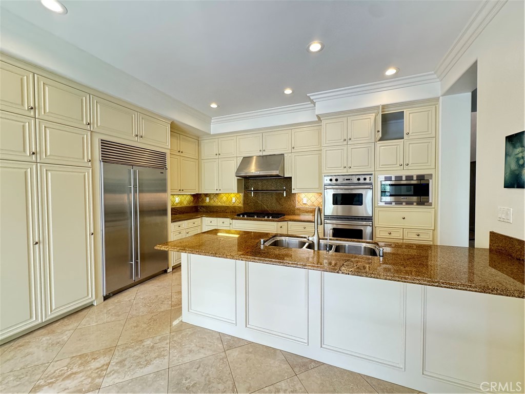 1 Alessandria Property Photo 5