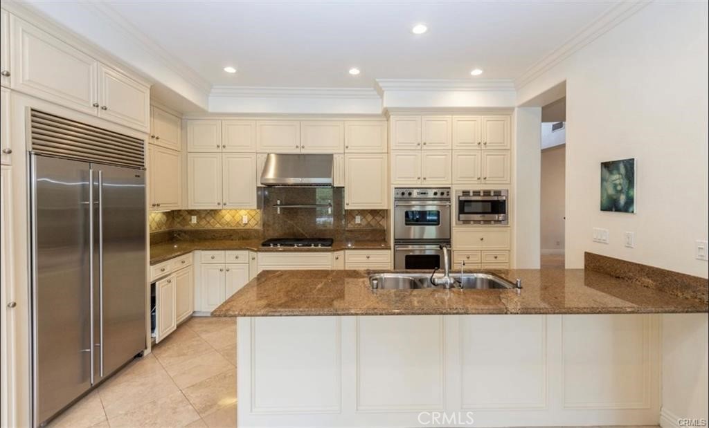 1 Alessandria Property Photo 6