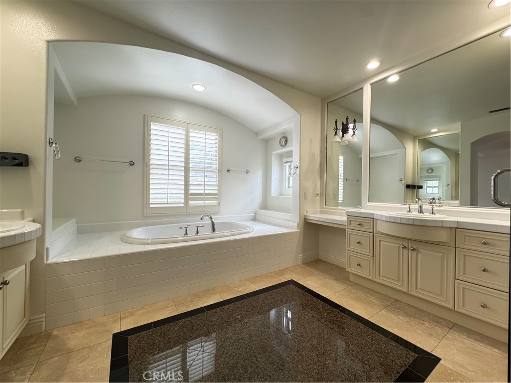 1 Alessandria Property Photo 11