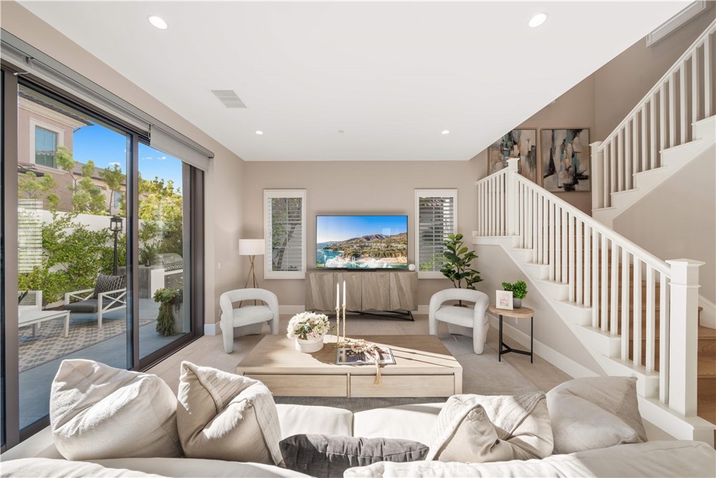 126 Bellini Property Photo 1