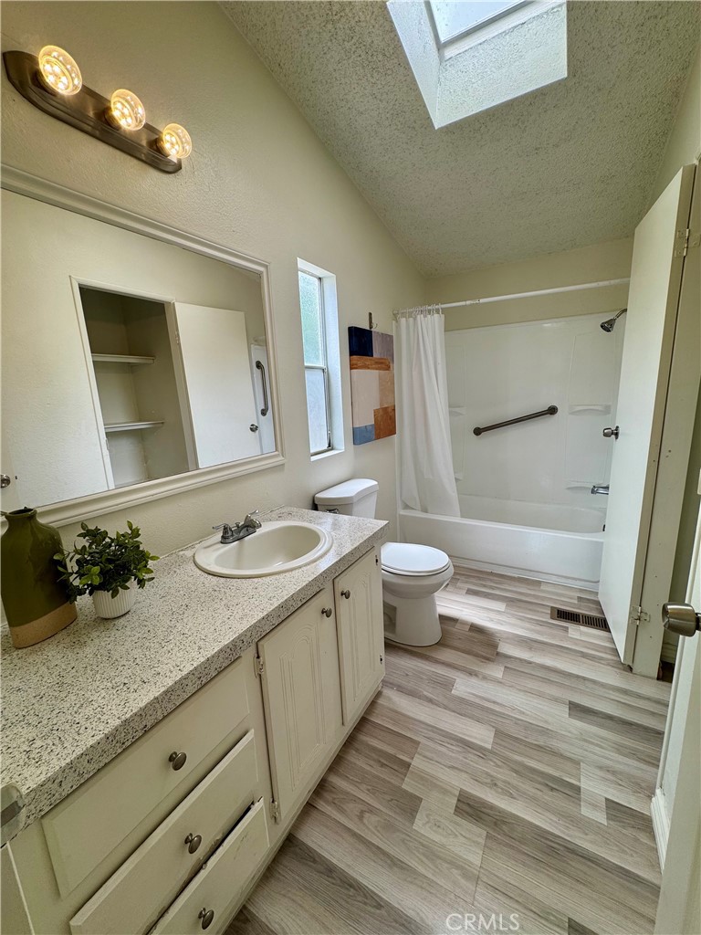 5800 Hamner Avenue 442 Property Photo 17