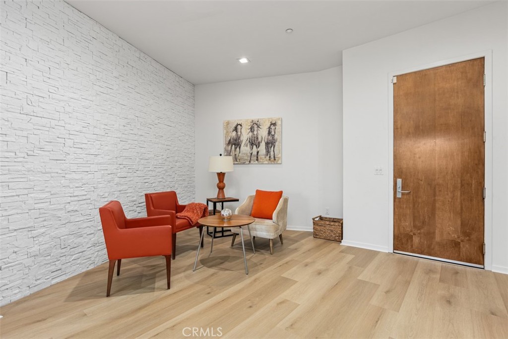 21 Gramercy 220 Property Photo 14