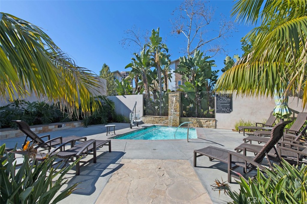 21 Gramercy 220 Property Photo 33