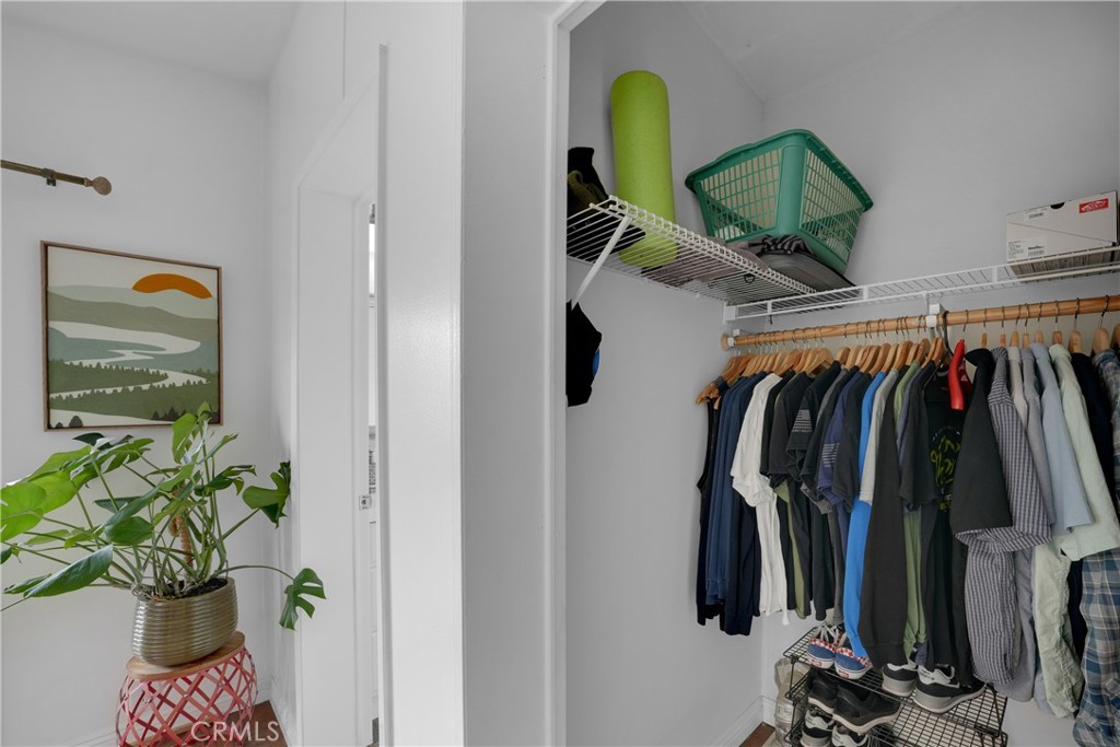 21851 Newland Property Photo 23