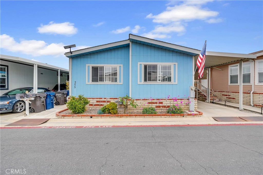 21851 Newland Property Photo 35