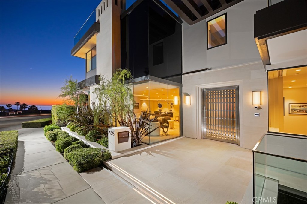2928 Ocean Property Photo 3