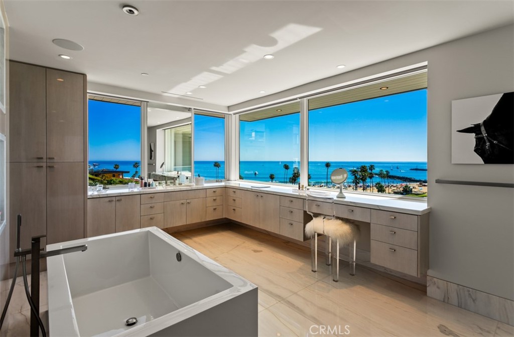 2928 Ocean Property Photo 34