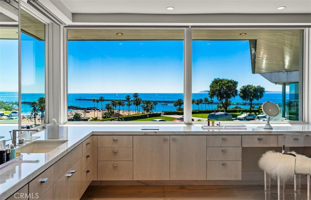 2928 Ocean Property Photo 37